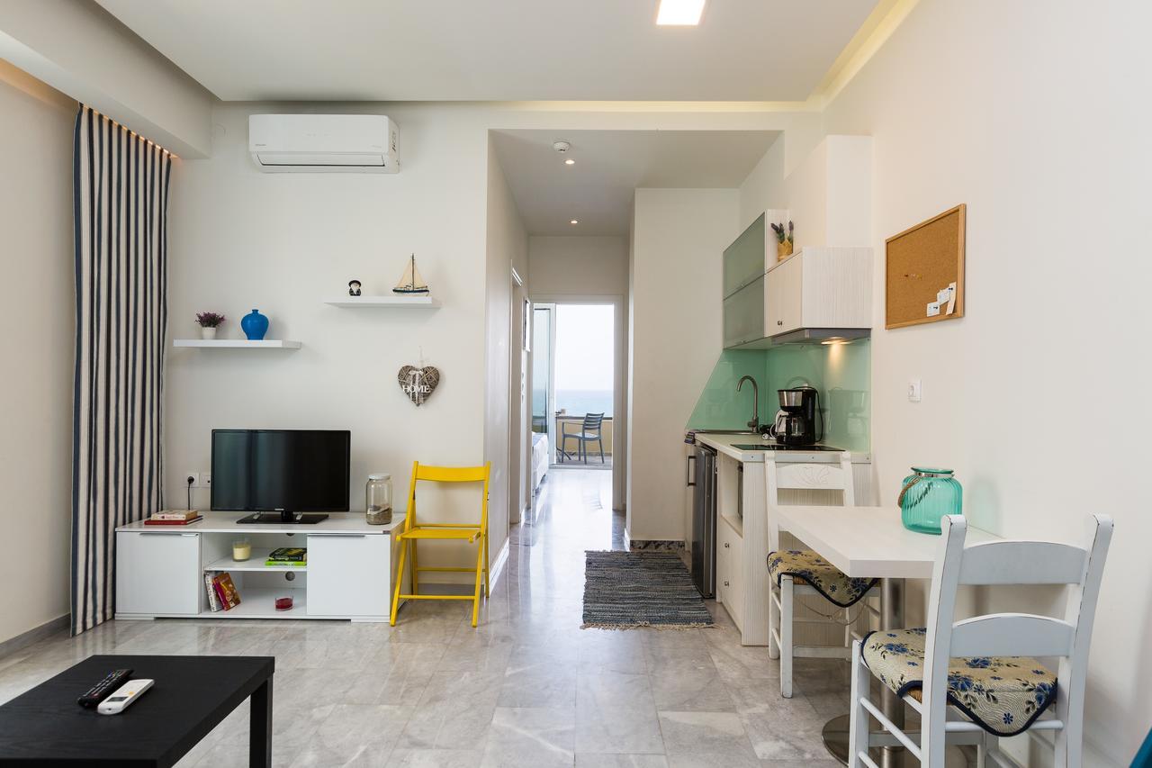 Meltemi Coast Suites Rethymno  Exterior photo