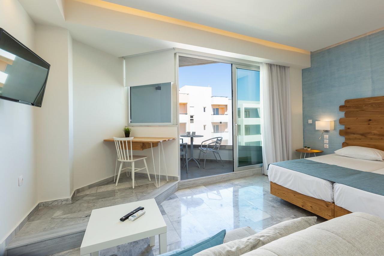 Meltemi Coast Suites Rethymno  Exterior photo