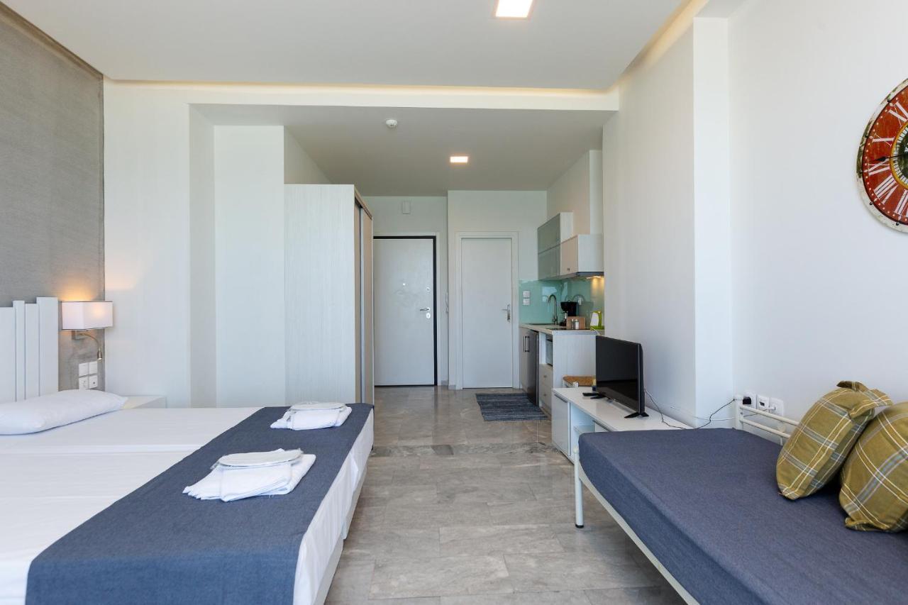 Meltemi Coast Suites Rethymno  Exterior photo