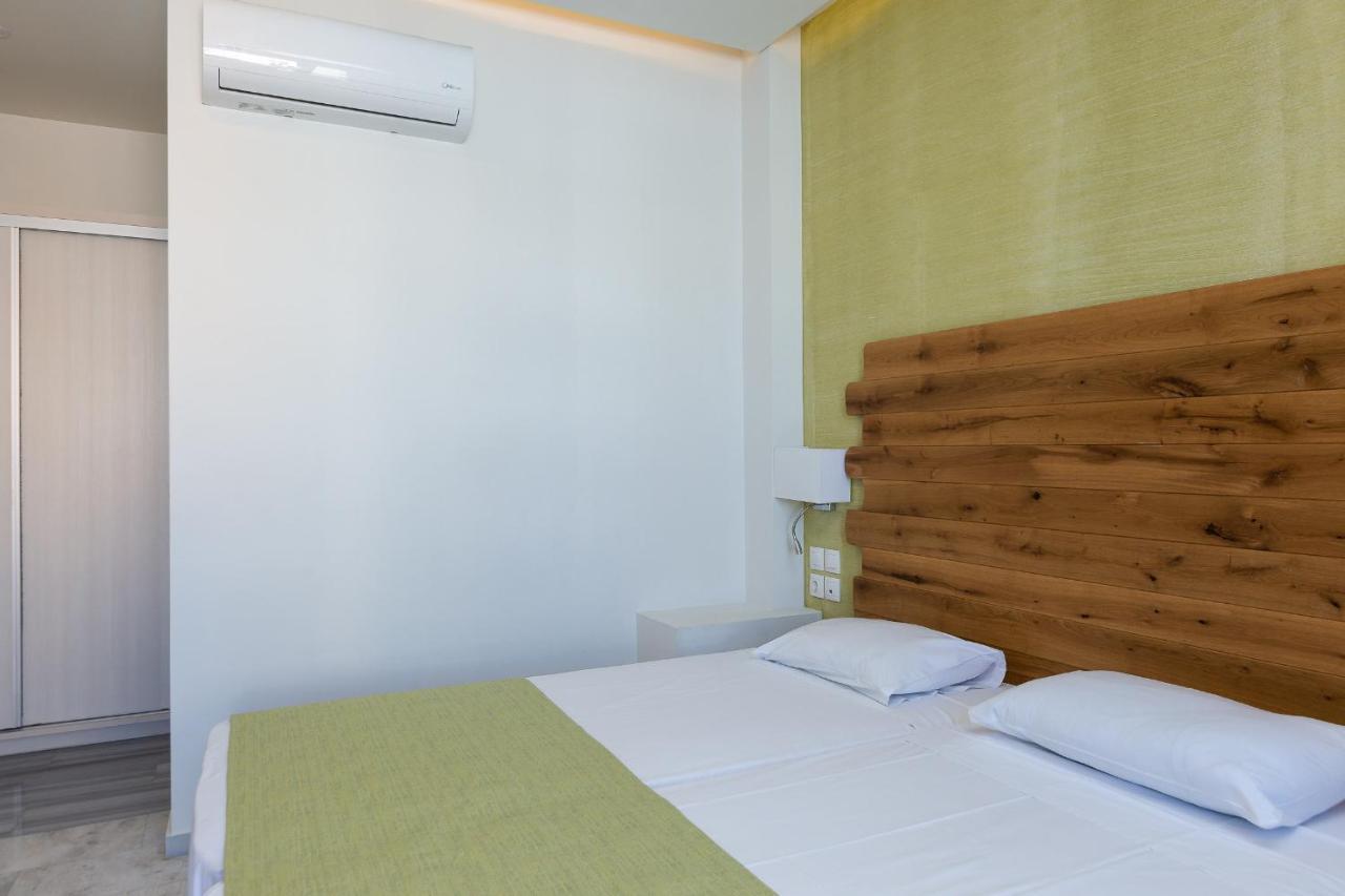 Meltemi Coast Suites Rethymno  Exterior photo